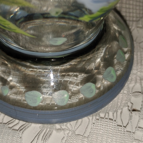 Tracey Porter handpainted glass vase. Vintage collectable blue flowers - Picture 4 of 7